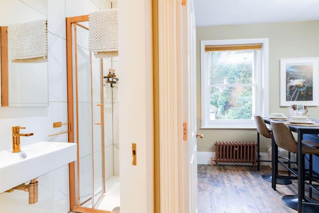 Stunning Boutique Flat In Central Location - Beatrice Bath Eksteriør bilde