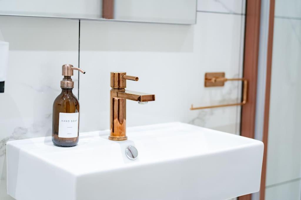 Stunning Boutique Flat In Central Location - Beatrice Bath Eksteriør bilde